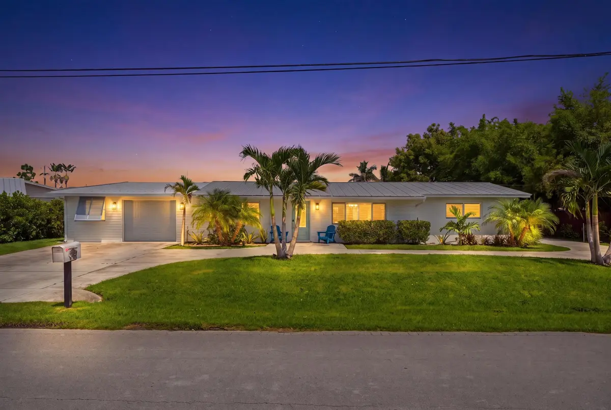 1_virtual twilight.png at 387 SW RIVERWAY Boulevard, Palm City