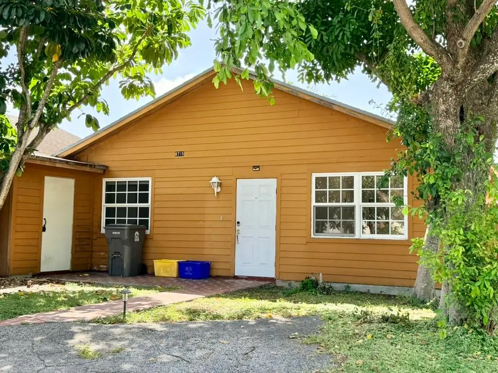 DD7B4520-3EF1-4756-A871-DF43626C335A_1_1 at 8715 PLUTO Terrace, West Palm Beach