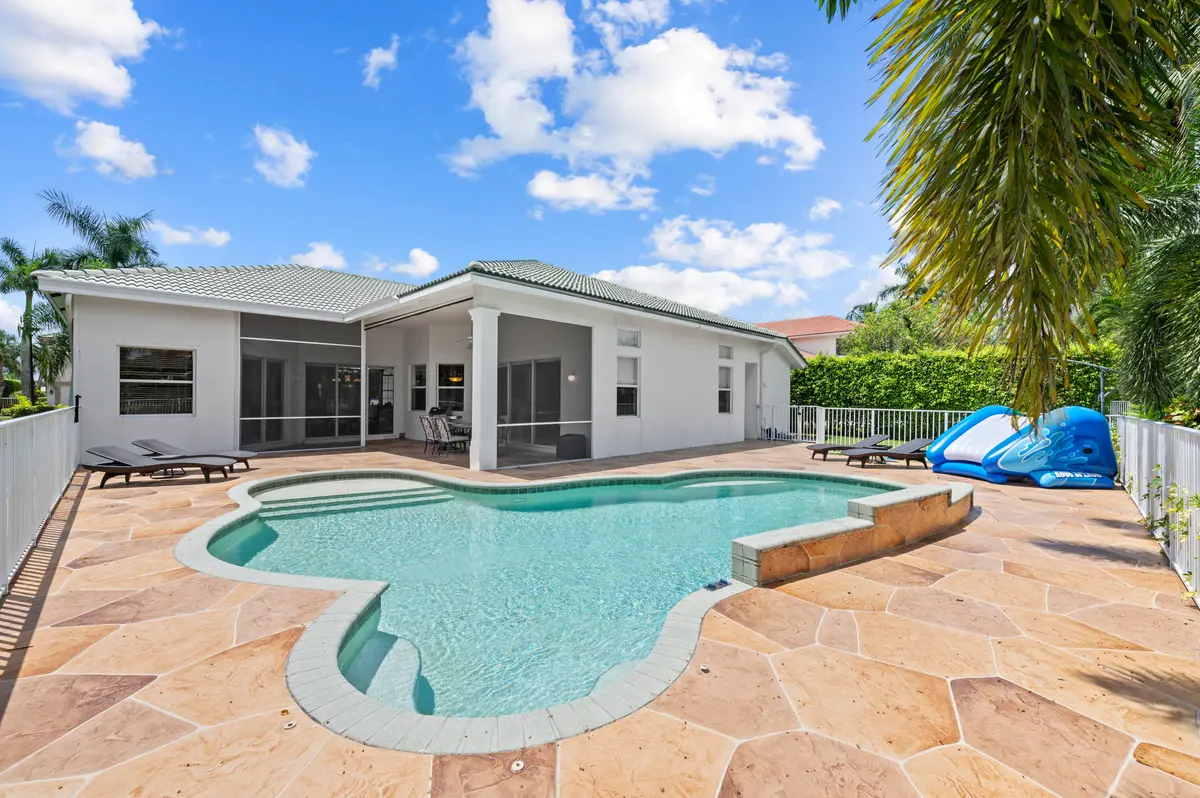 04-LUX5528 at 11727 PARADISE COVE Lane, Wellington
