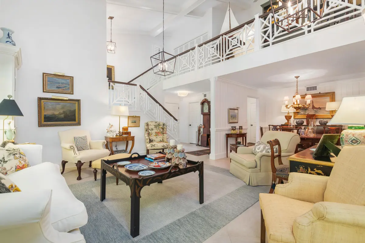 low-8 at 11290 Glen Oaks Court, North Palm Beach