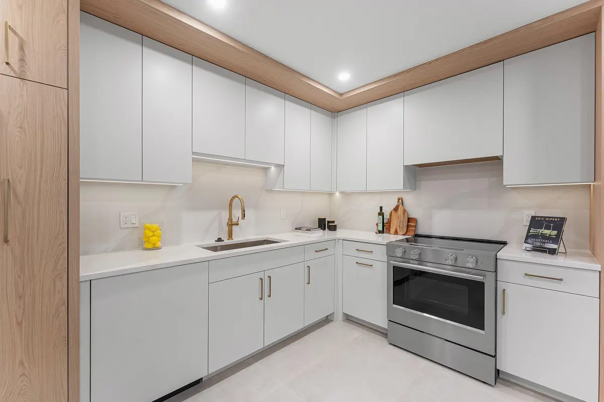 Kitchen at 5160 Lake Catalina Drive C, Boca Raton