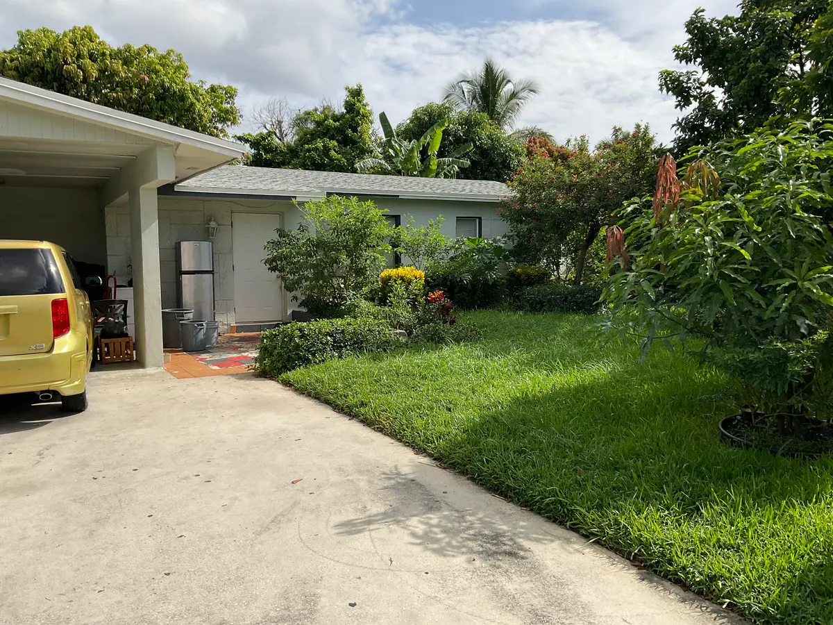 IMG_5521 at 211 NE 27TH Avenue, Boynton Beach