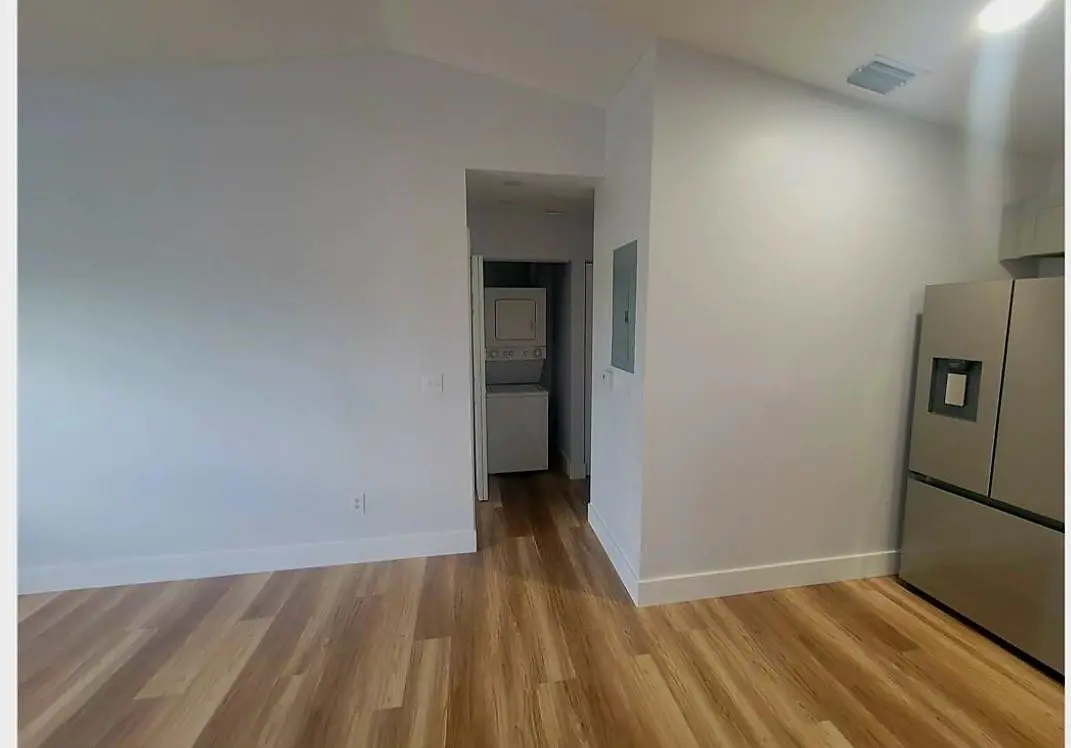 Dining Area at 3700 N 56TH Avenue 1030, Hollywood