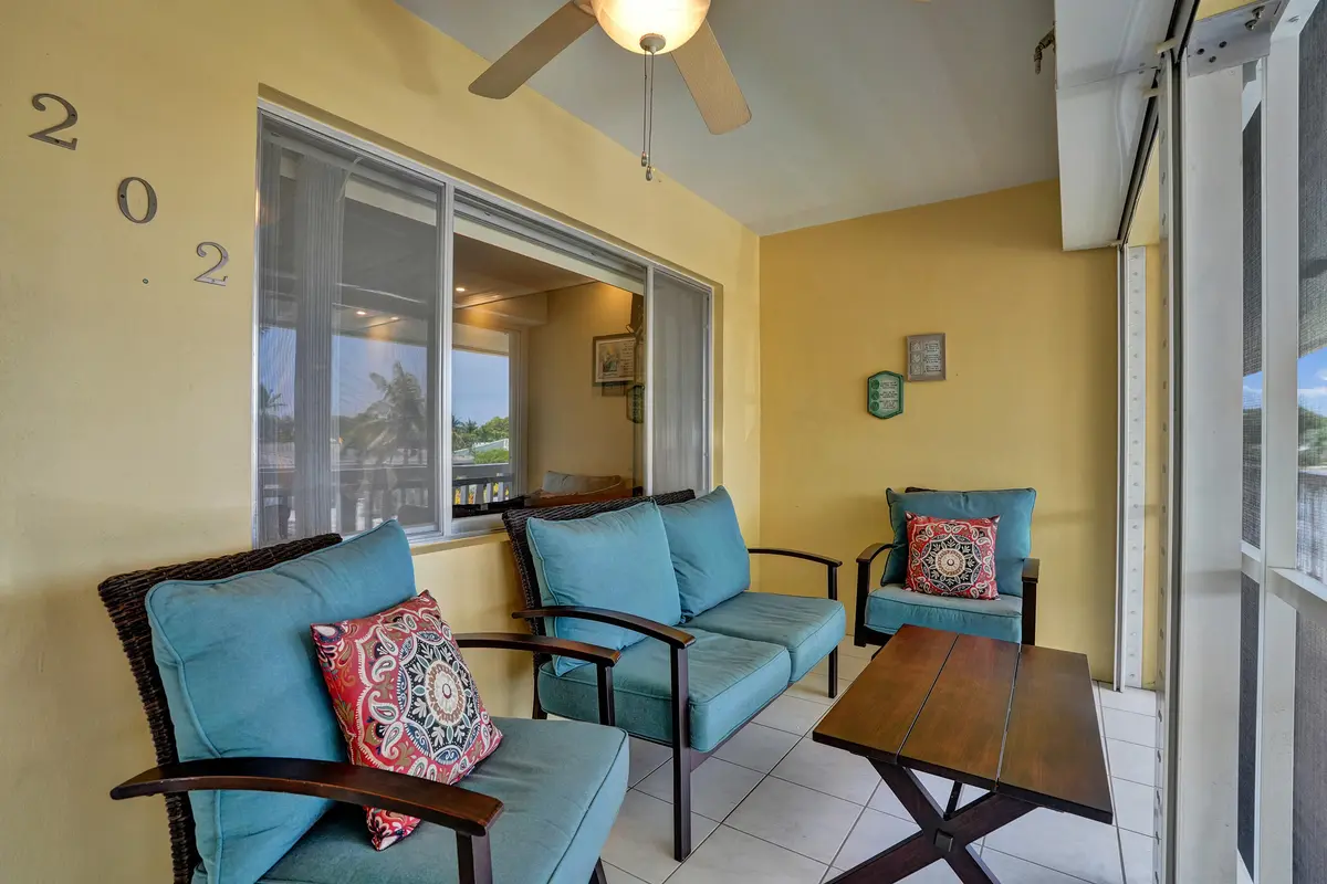 DSC07874 at 2121 NE 68TH Street 202, Fort Lauderdale