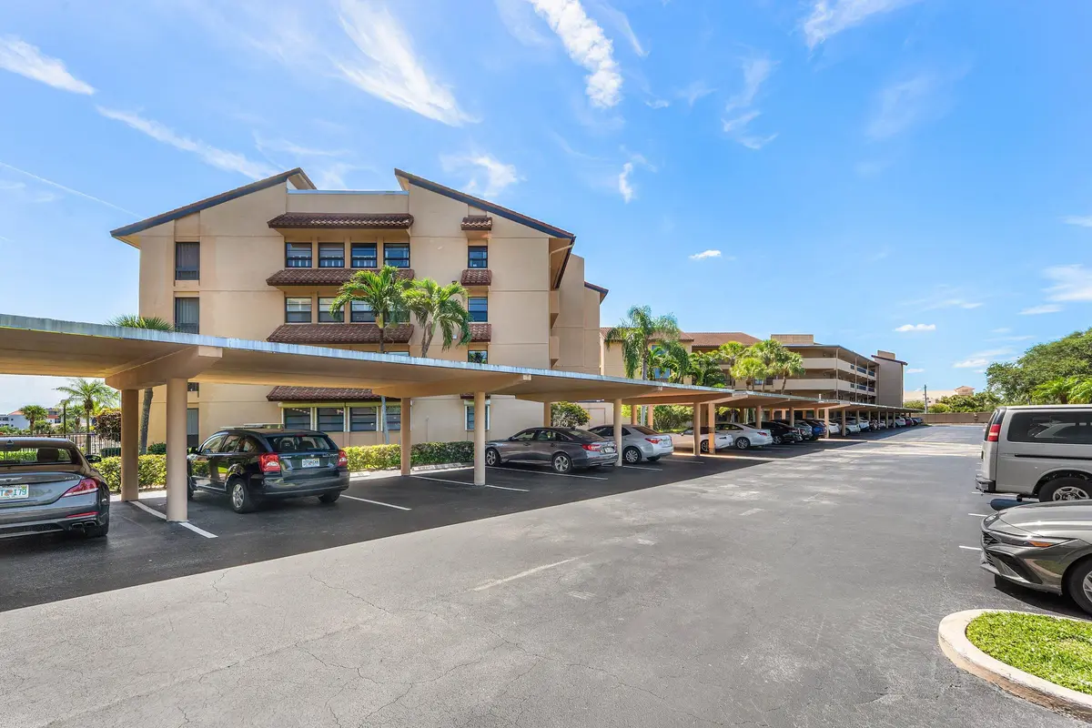 Exterior Front at 1030 Us Highway 1 413, North Palm Beach