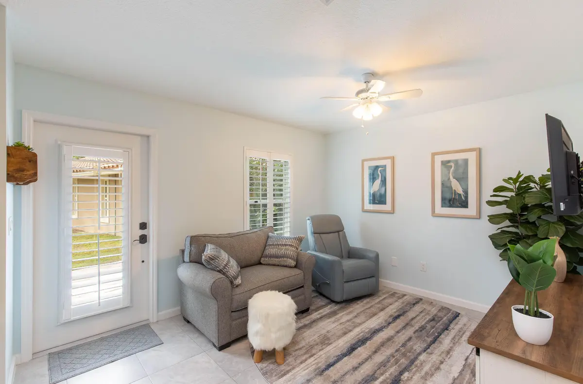 Living room at 352 WINDOW ROCK Drive, Wellington