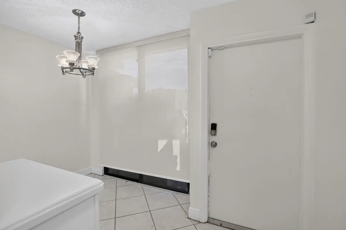 8-web-or-mls-_A7A6599 at 2931 SW 87th Terrace 1922, Davie