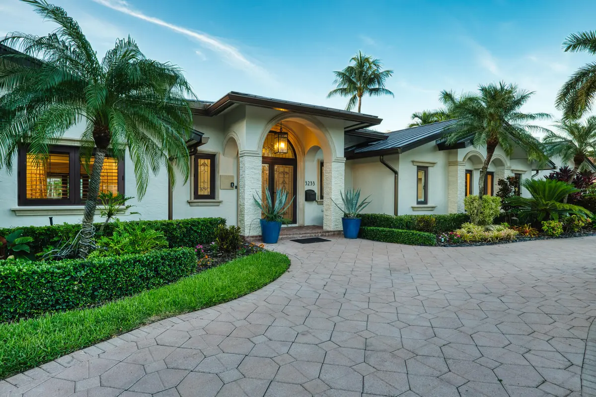 2 (4) at 3233 NE 40th Court, Fort Lauderdale