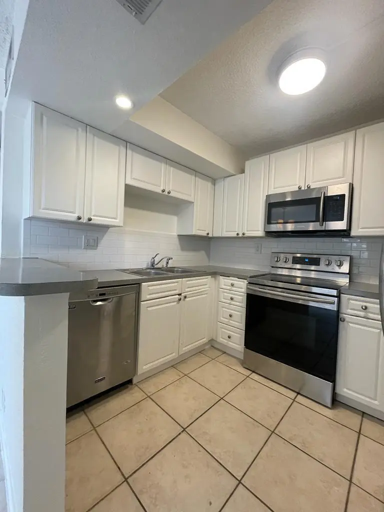 Kitchen at 8243 Thames Boulevard D, Boca Raton