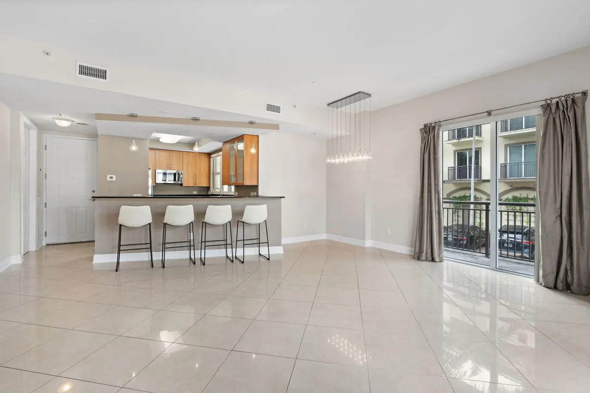 6-web-or-mls-2617 NE 14th Ave 109, Wilto at 2617 NE 14th Avenue 109, Wilton Manors
