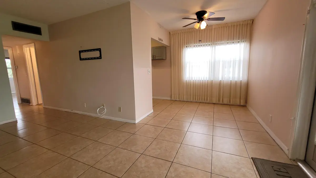 208 EASTHAMPTON I, West Palm Beach, FL – photo 5