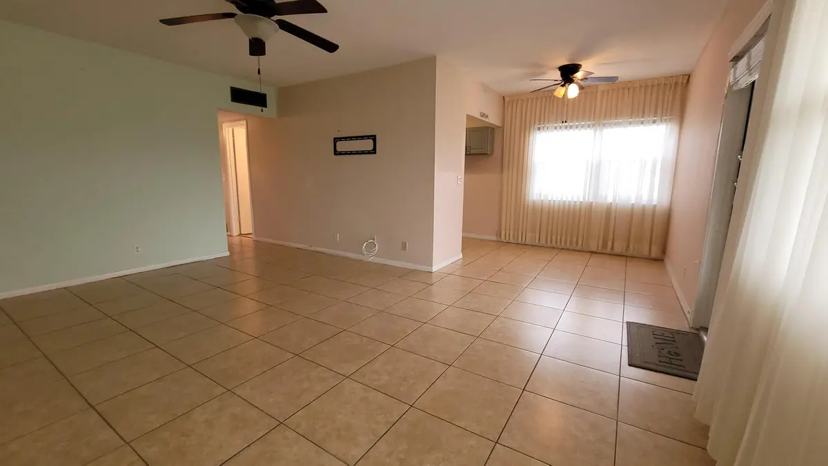 208 EASTHAMPTON I, West Palm Beach, FL – photo 8
