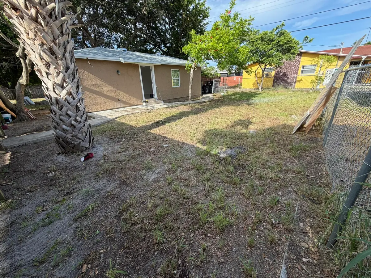 IMG_2135 at 926 S F Street, Lake Worth Beach
