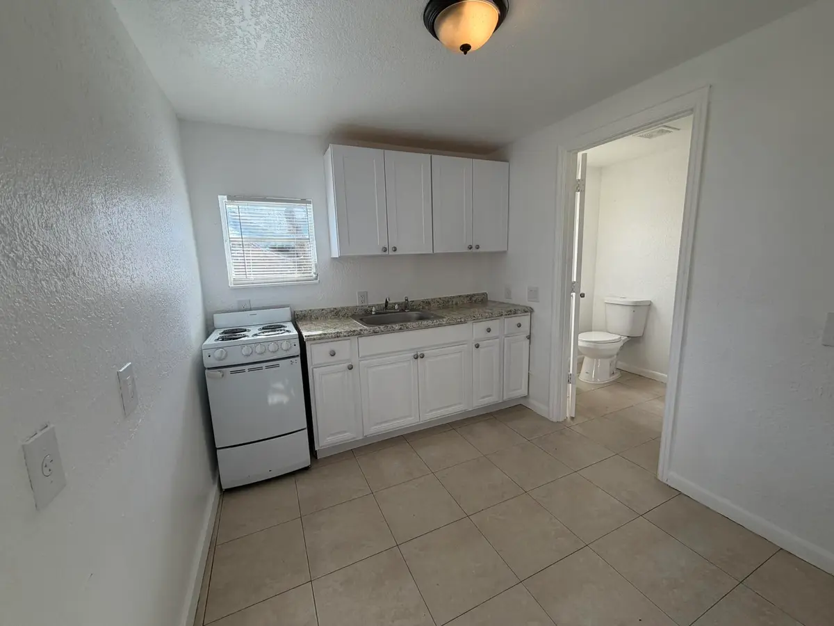IMG_2138 at 926 S F Street, Lake Worth Beach