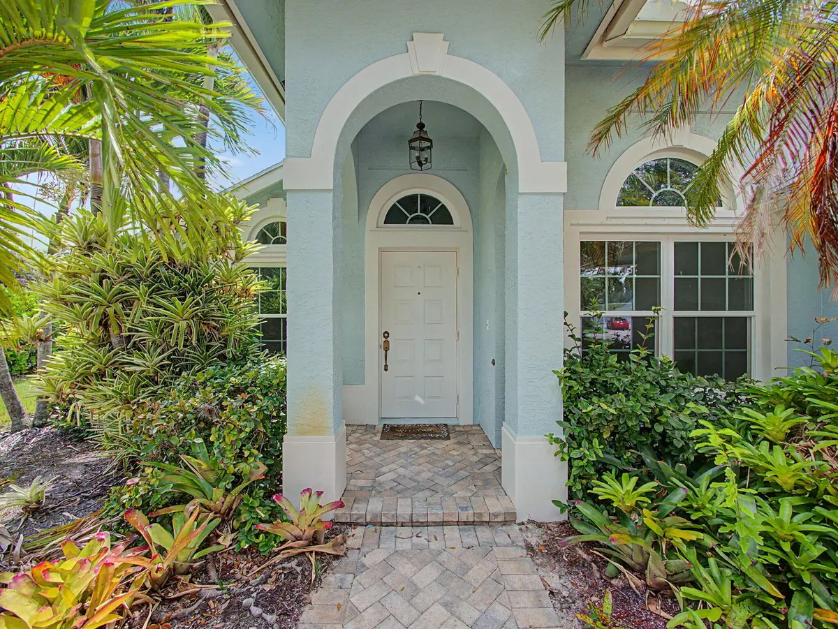 Entry at 2166 SW MAINSAIL Terrace, Stuart