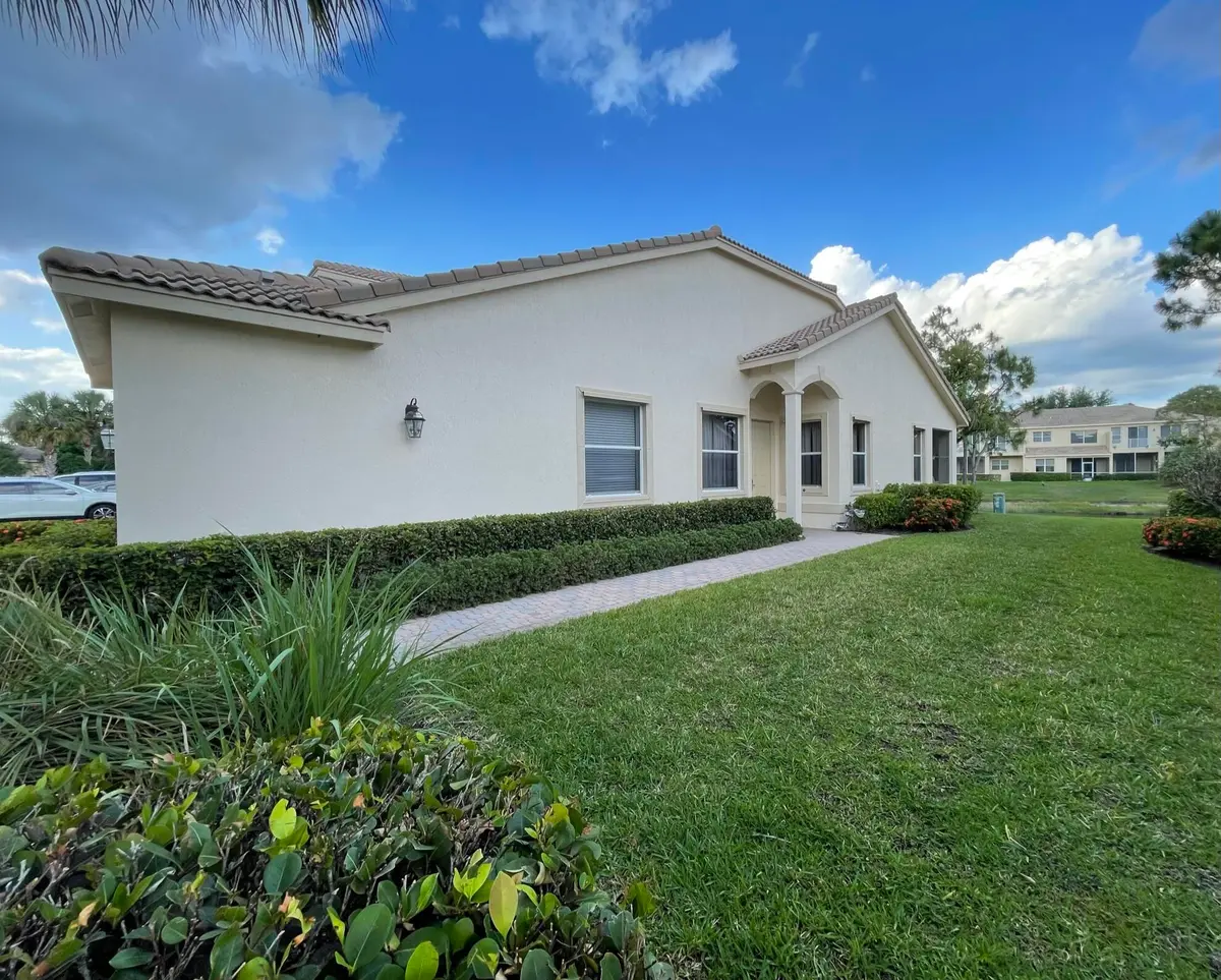 Side of Structure at 8110 Carnoustie Place, Port St. Lucie