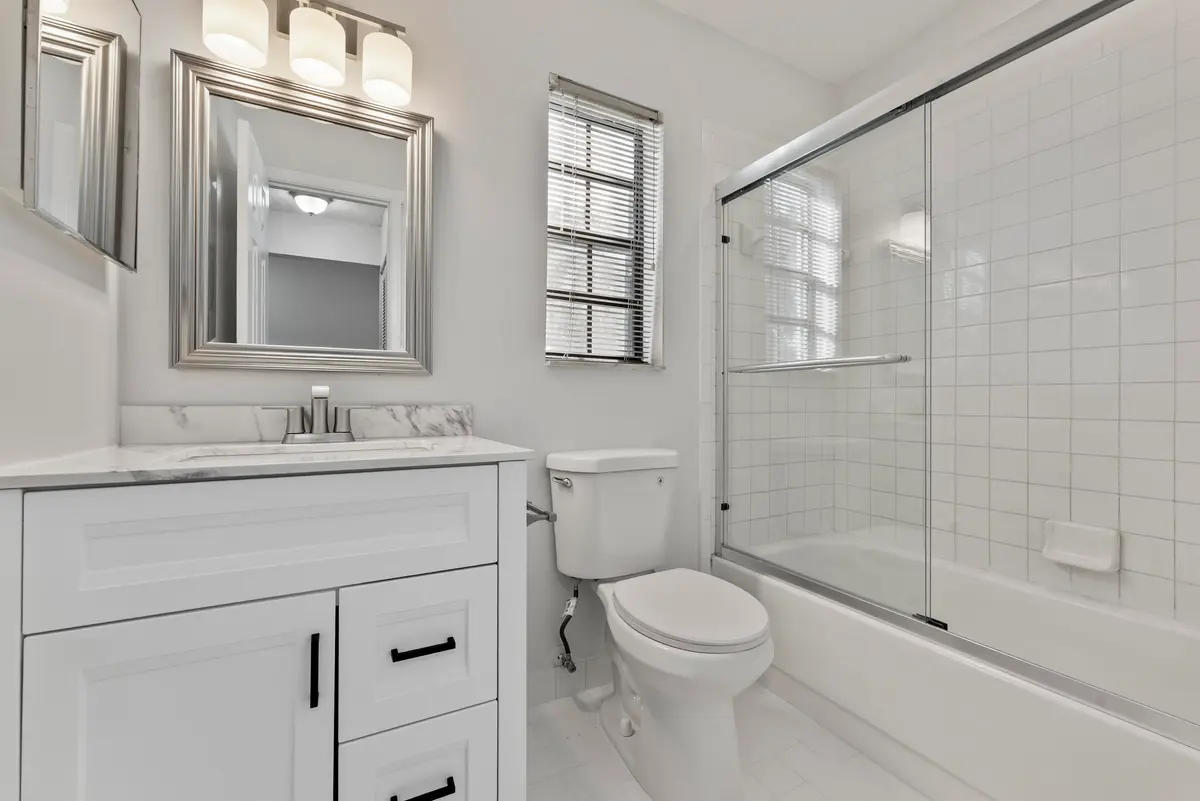 2900 Olivewood Terrace 201, Boca Raton, FL – photo 7