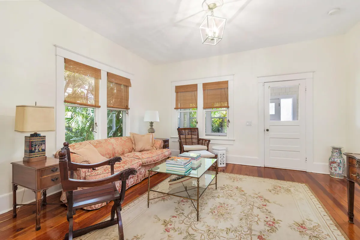 low-11 at 1211 FLORIDA Avenue, West Palm Beach