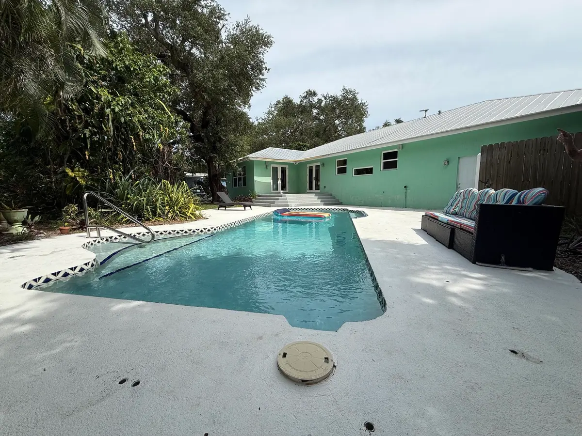 IMG_5962 at 2415 Laurel Lane, Palm Beach Gardens
