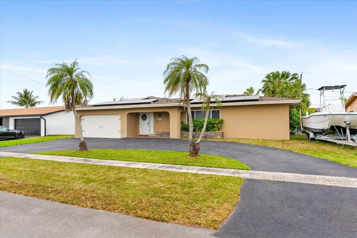 10661 NW 27TH Court, Sunrise, FL – photo 3