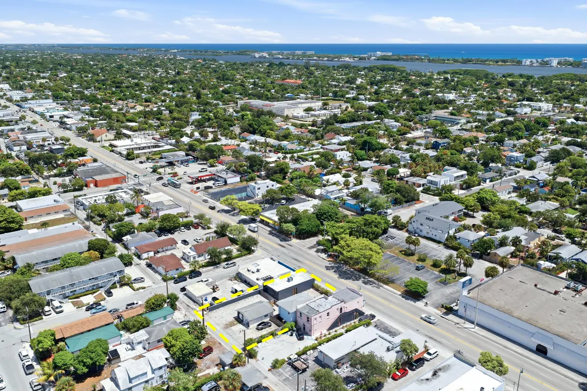 DJI_20260822123307_0128_D at 523 N Dixie Highway, Lake Worth Beach