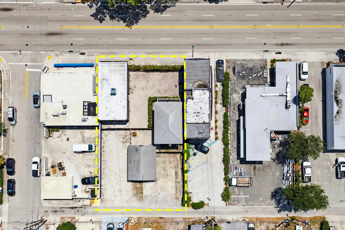 DJI_20260822123410_0137_D at 523 N Dixie Highway, Lake Worth Beach
