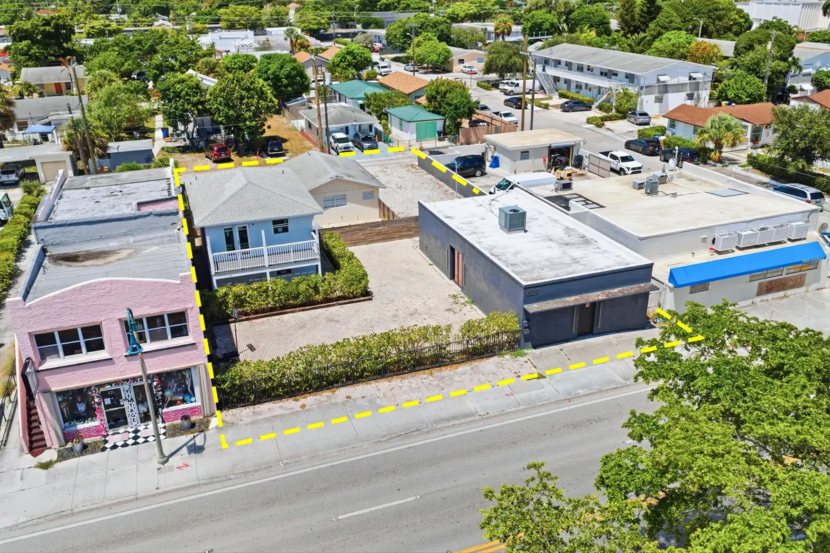 523 & 527 at 523 N Dixie Highway, Lake Worth Beach