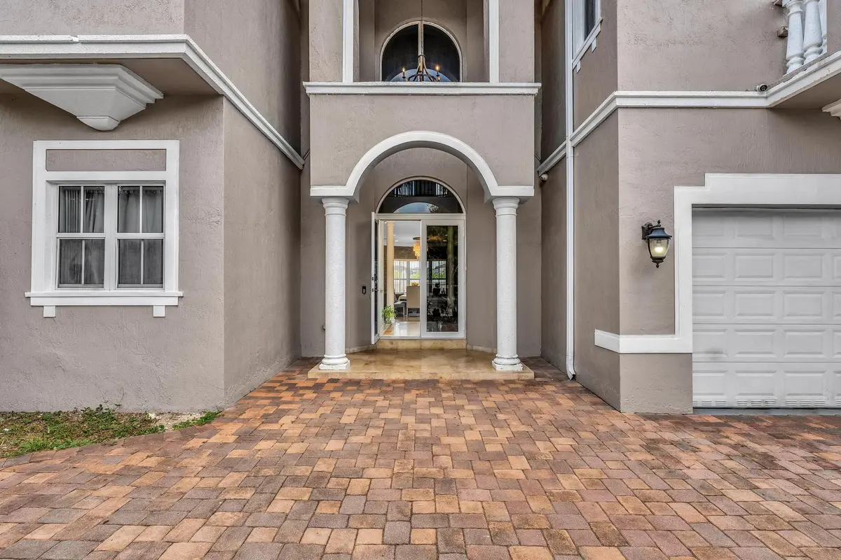 FPP00016 at 3521 FOREST VIEW Circle, Dania Beach