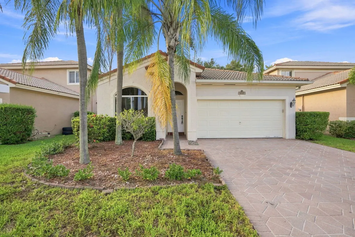3-web-or-mls-DSC07061 at 3717 Pebblebrook Manor, Coconut Creek