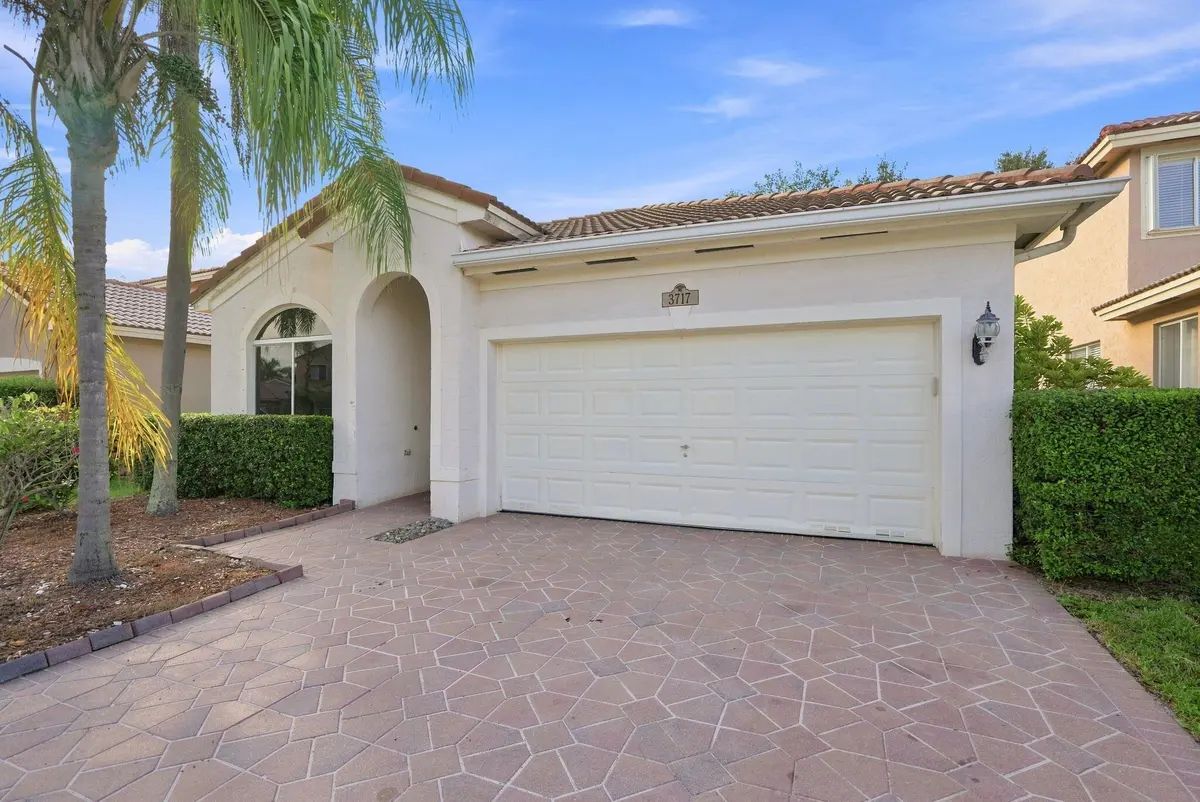 5-web-or-mls-DSC07067 at 3717 Pebblebrook Manor, Coconut Creek