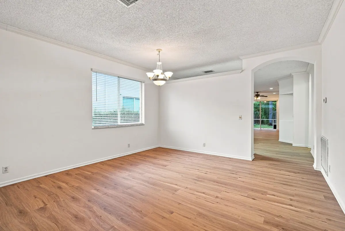 7-web-or-mls-DSC07073 at 3717 Pebblebrook Manor, Coconut Creek