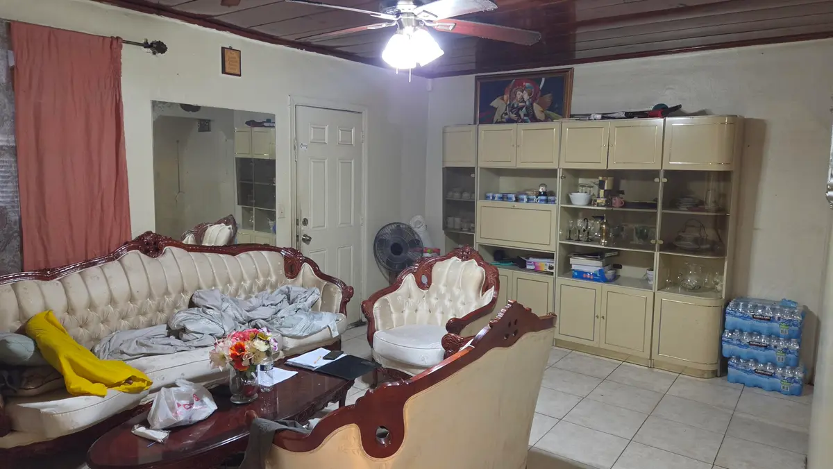 2351 pic 4 at 2351 NW 104TH Terrace, Miami