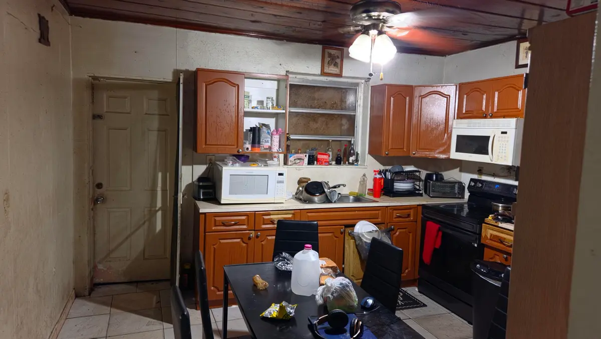 2351 7 at 2351 NW 104TH Terrace, Miami