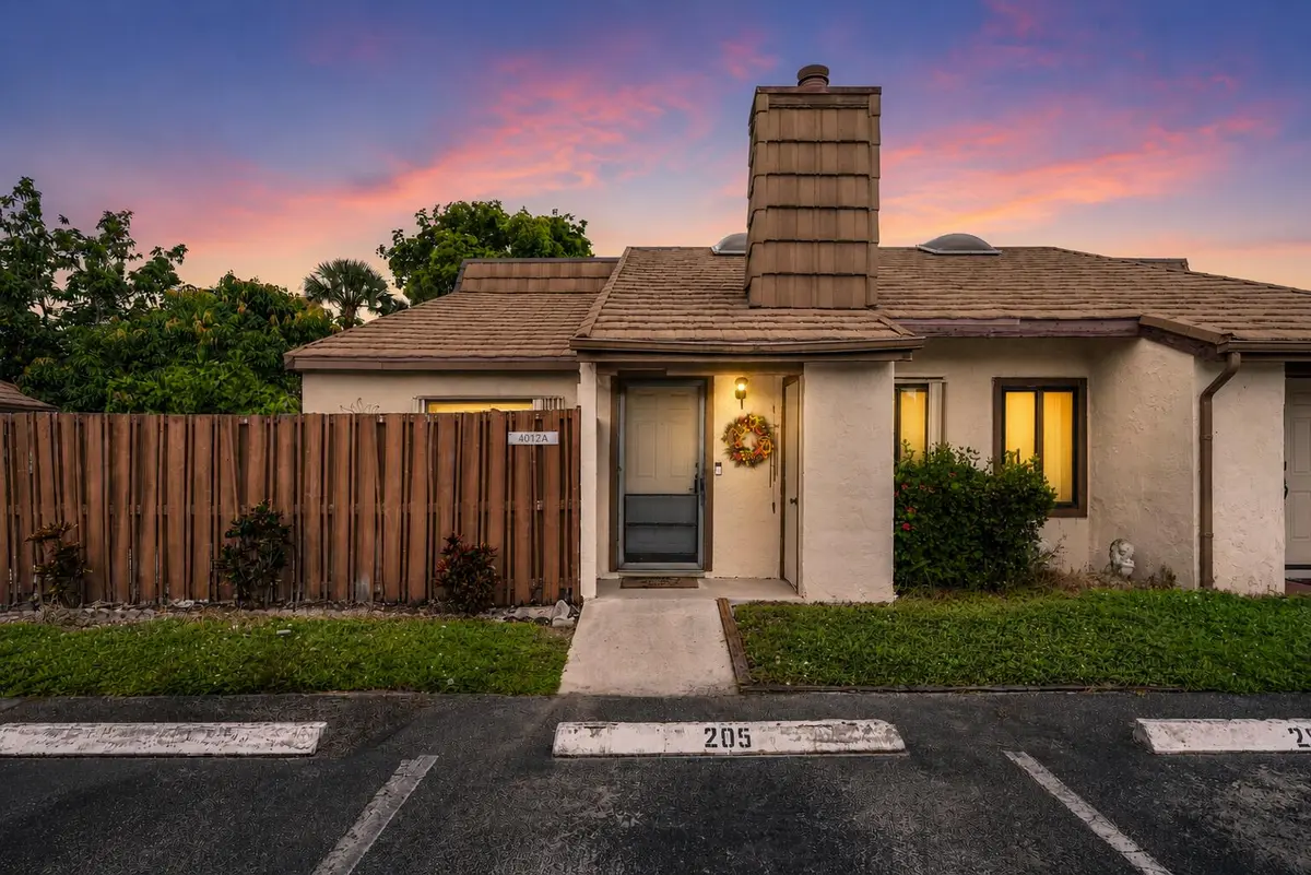 front at 4012 Palm Bay Circle A, West Palm Beach