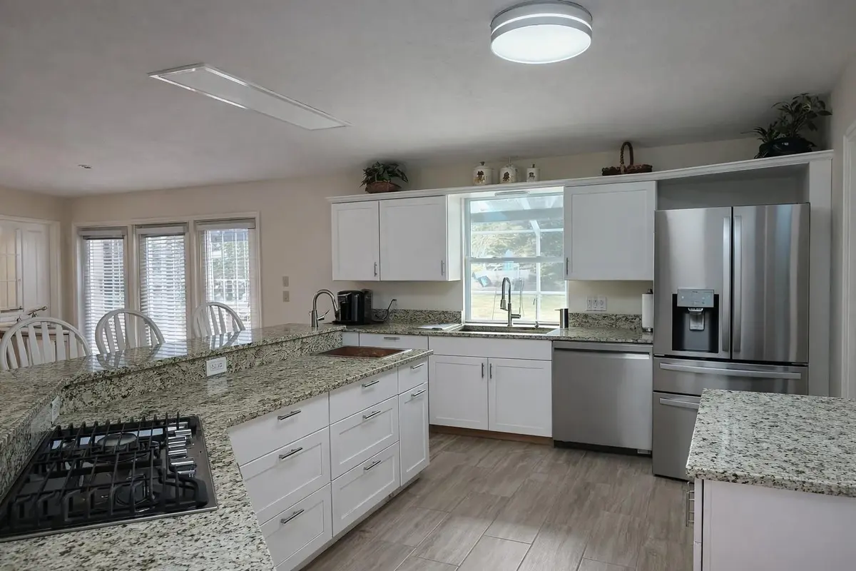 Photo 2 at 728 N FISCHER Circle, Sebastian