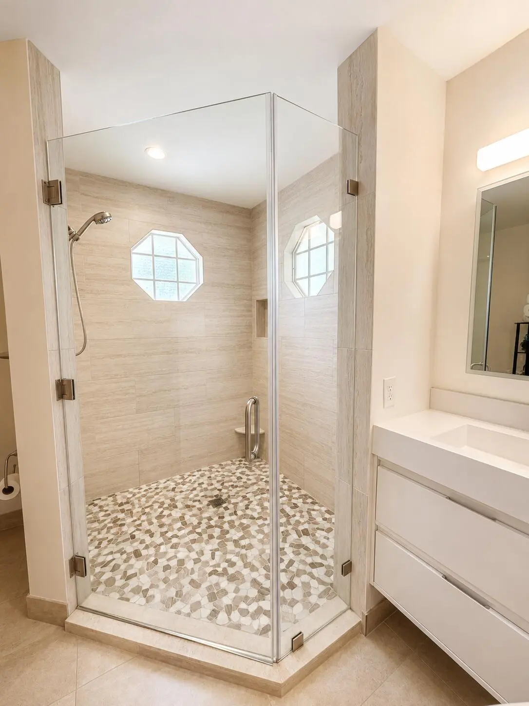 5cad52ba-9dd8-40ce-9839-44f68bd1e993 at 6560 VIA REGINA, Boca Raton