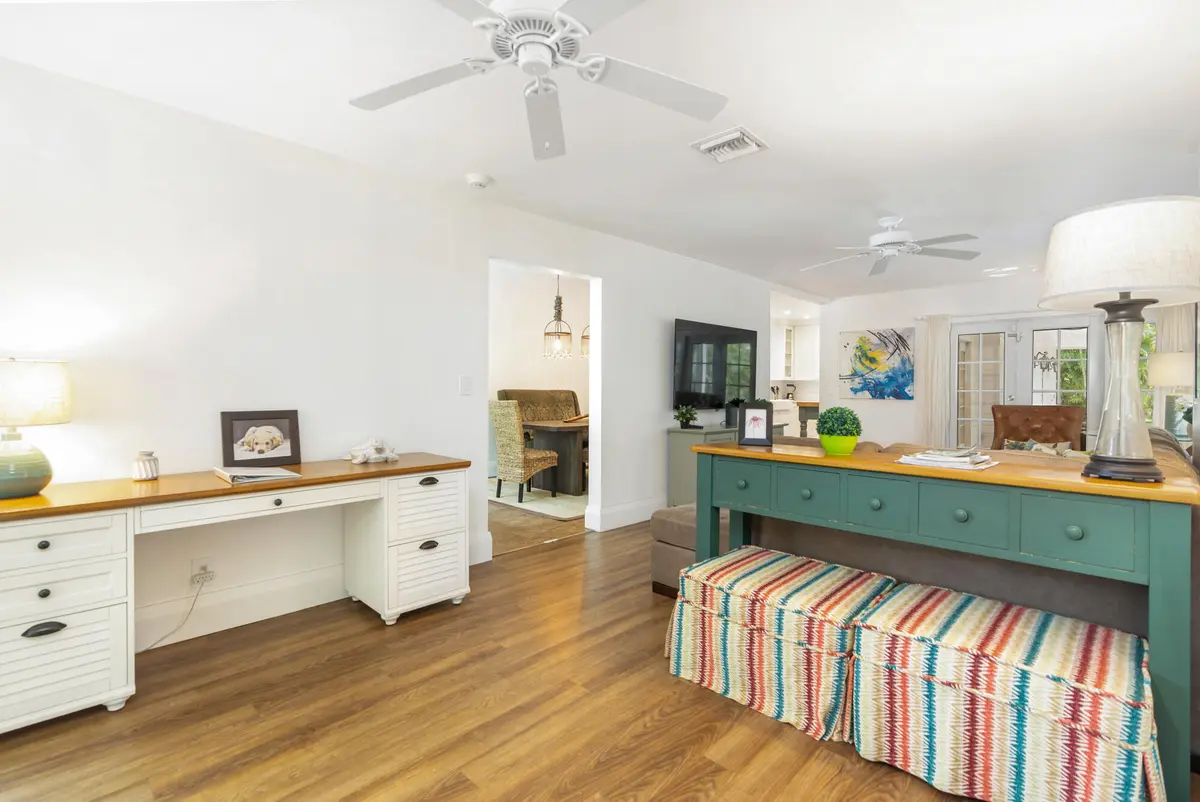 low-6 at 609 PALM Street, West Palm Beach