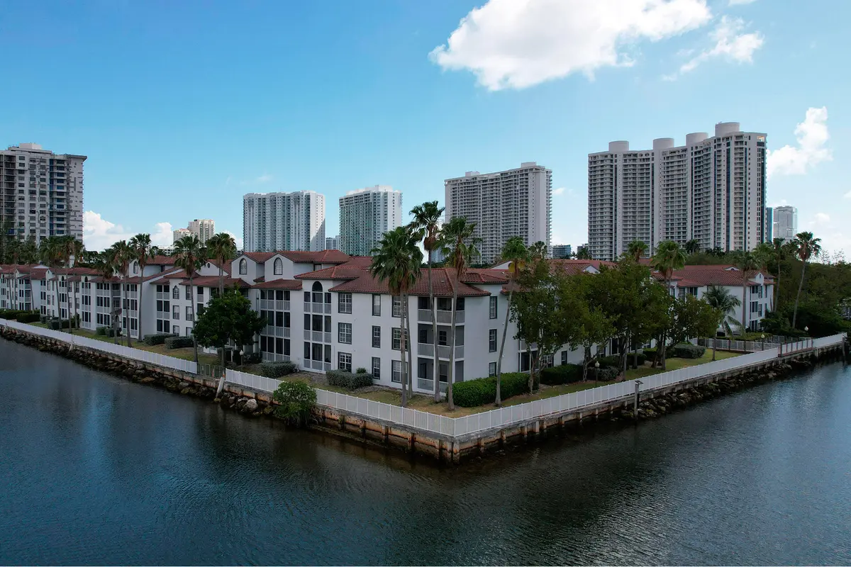 1920_1280_0016_Arium-Lincoln-Pointe-88 at 17900 NE 31st Court 1107, Aventura