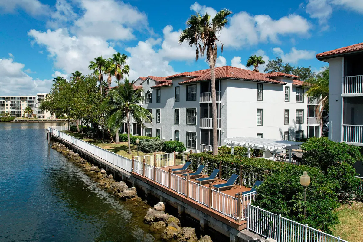 1920_1280_0012_Arium-Lincoln-Pointe-92 at 17900 NE 31st Court 1107, Aventura
