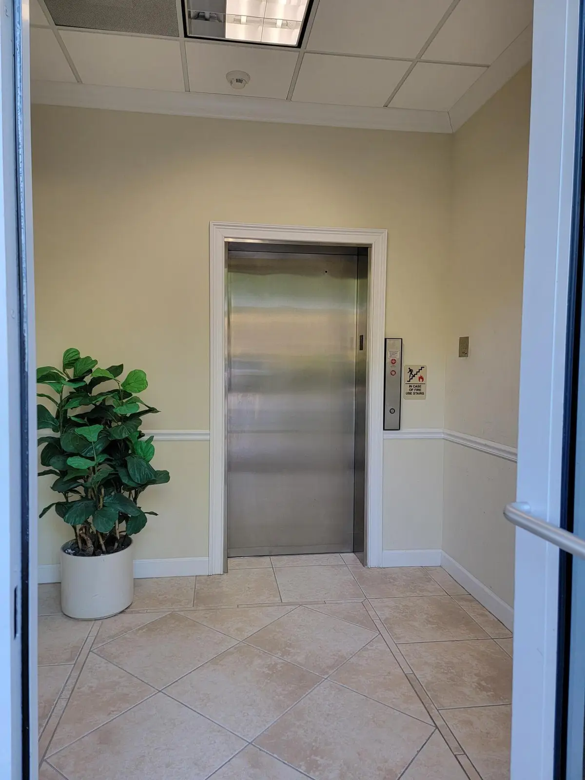 829 18TH C-2, Vero Beach, FL – commercial property photo 3