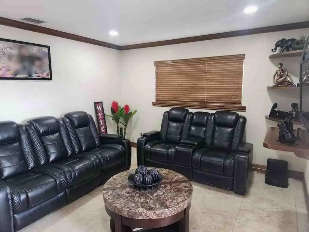 1195 NW 30TH Place, Miami, FL – photo 7
