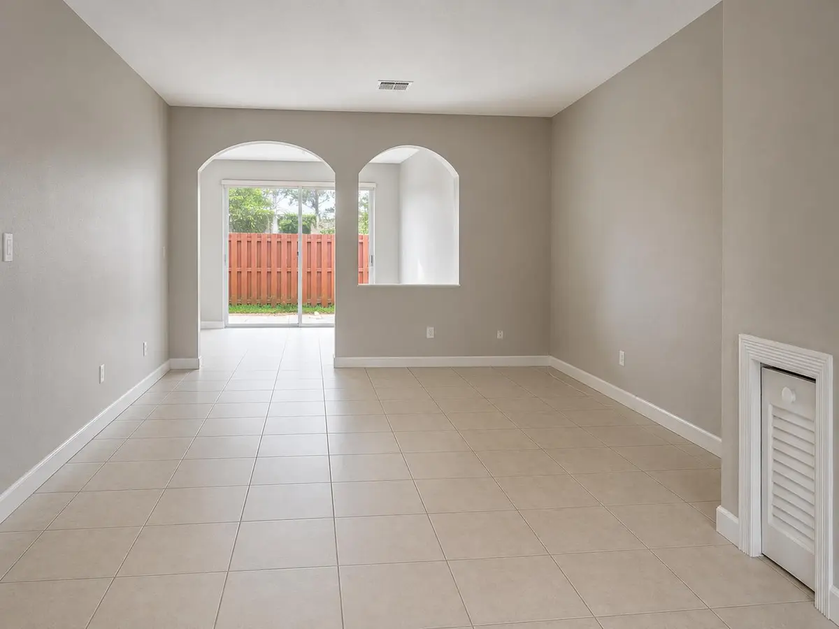F492F54D-6B73-4DF2-9CAB-1C87483A815F at 5610 NW 107th Avenue 1314, Doral