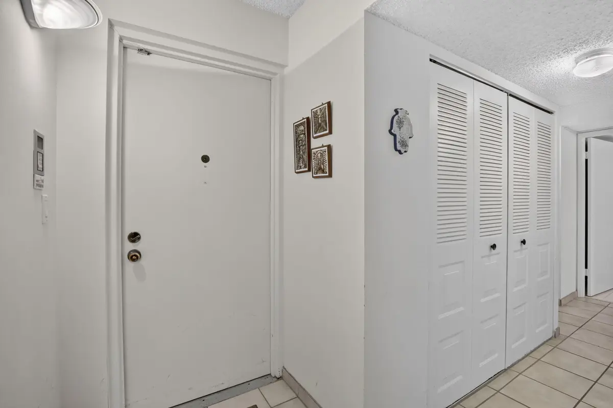 6-web-or-mls-_A7A2415 at 3350 NE 192ND Street 2B-B, Aventura