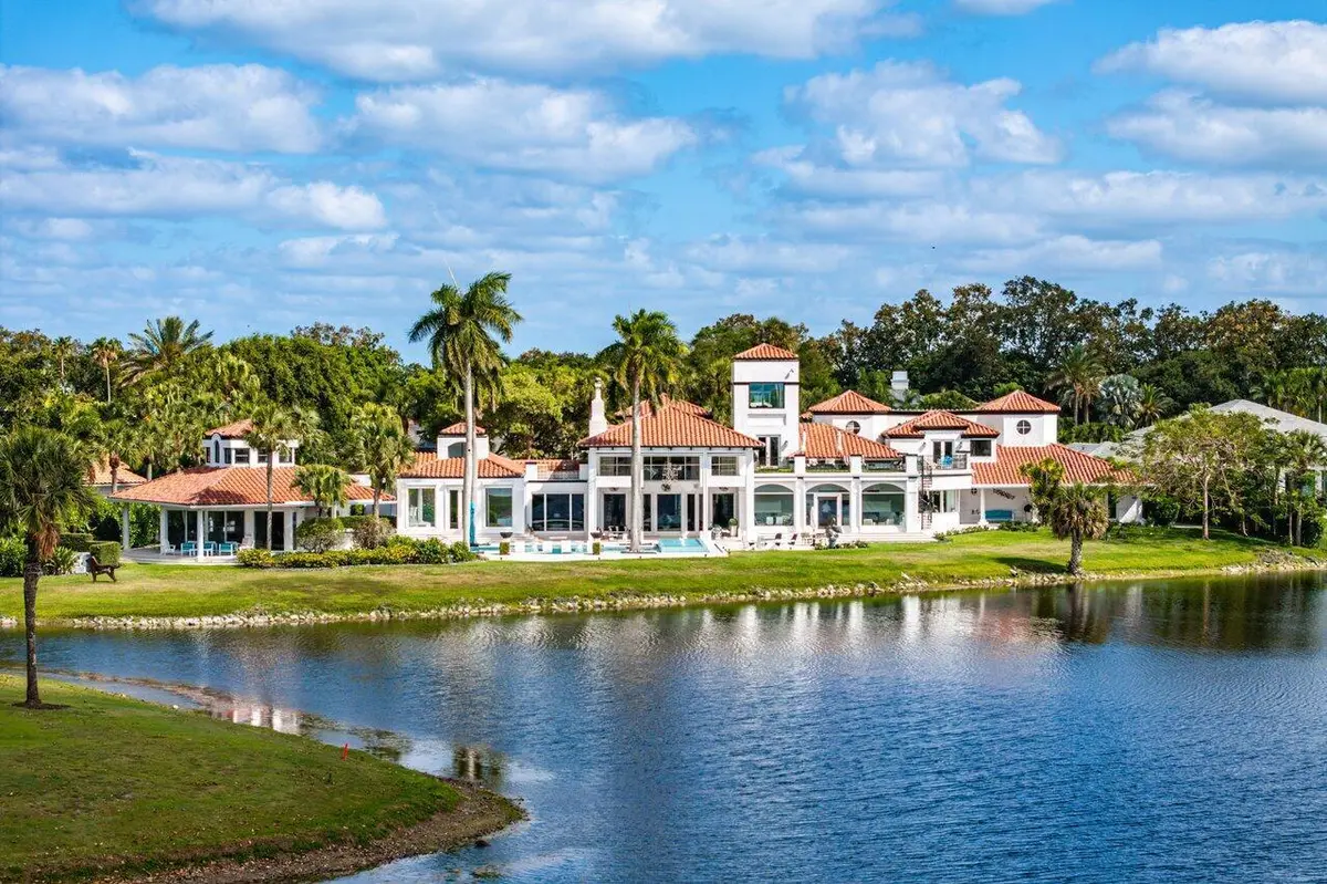 13101 Monet Ln. at 13101 Monet Lane, Palm Beach Gardens
