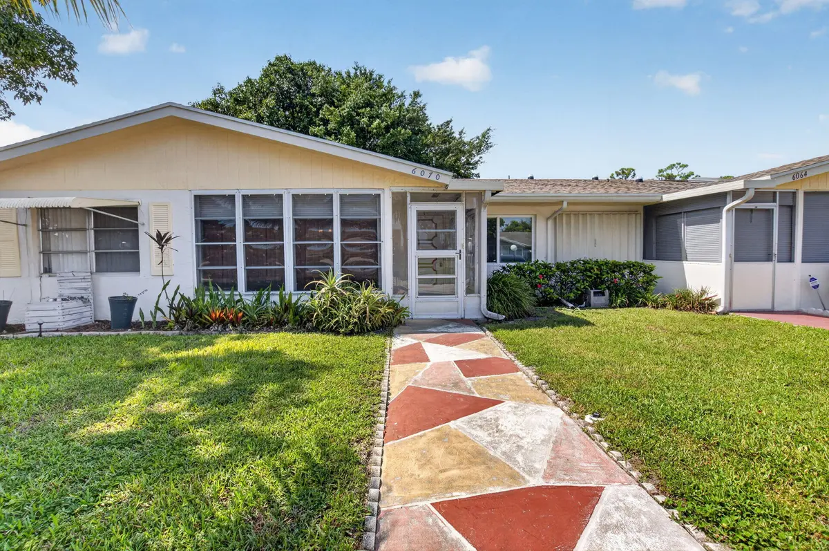 6070 Front at 6070 La Palma Lane, Delray Beach
