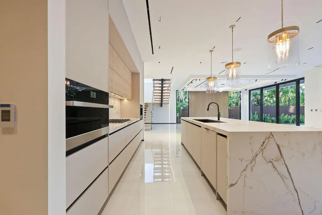DI8A7494 at 728 NE 17th Terrace, Fort Lauderdale