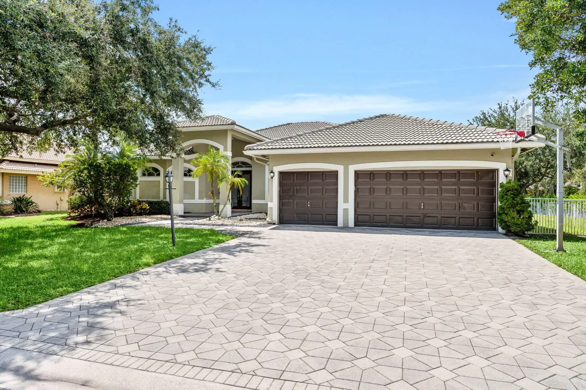 2-web-or-mls-A7406115 at 10668 NW 69TH Street, Parkland