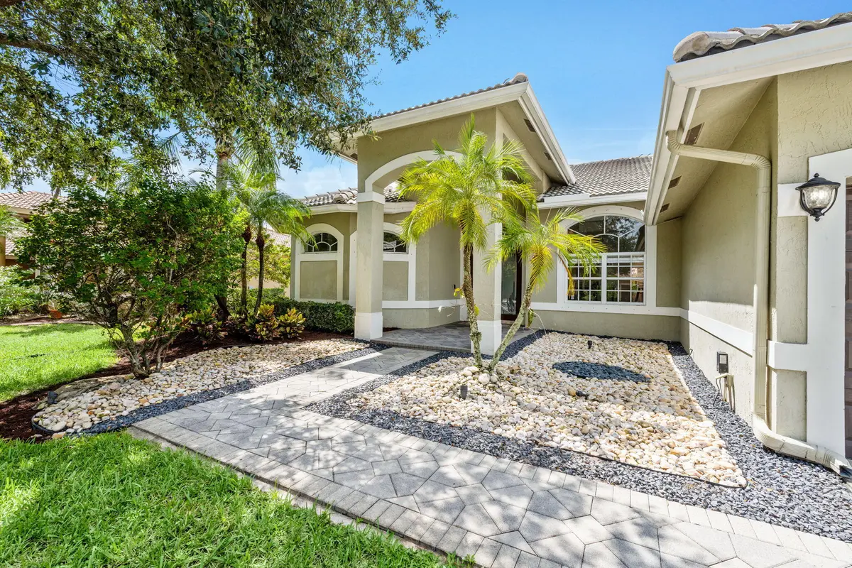 3-web-or-mls-A7406120 at 10668 NW 69TH Street, Parkland