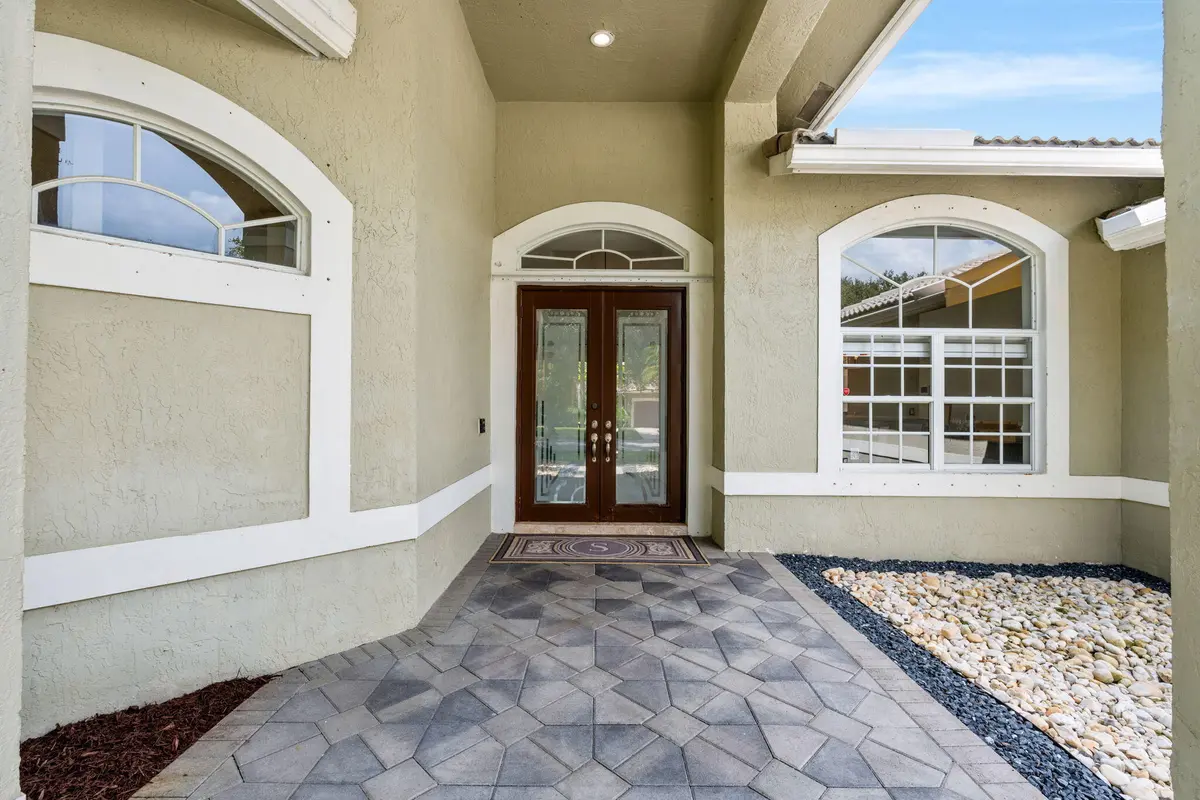 5-web-or-mls-A7406119 at 10668 NW 69TH Street, Parkland