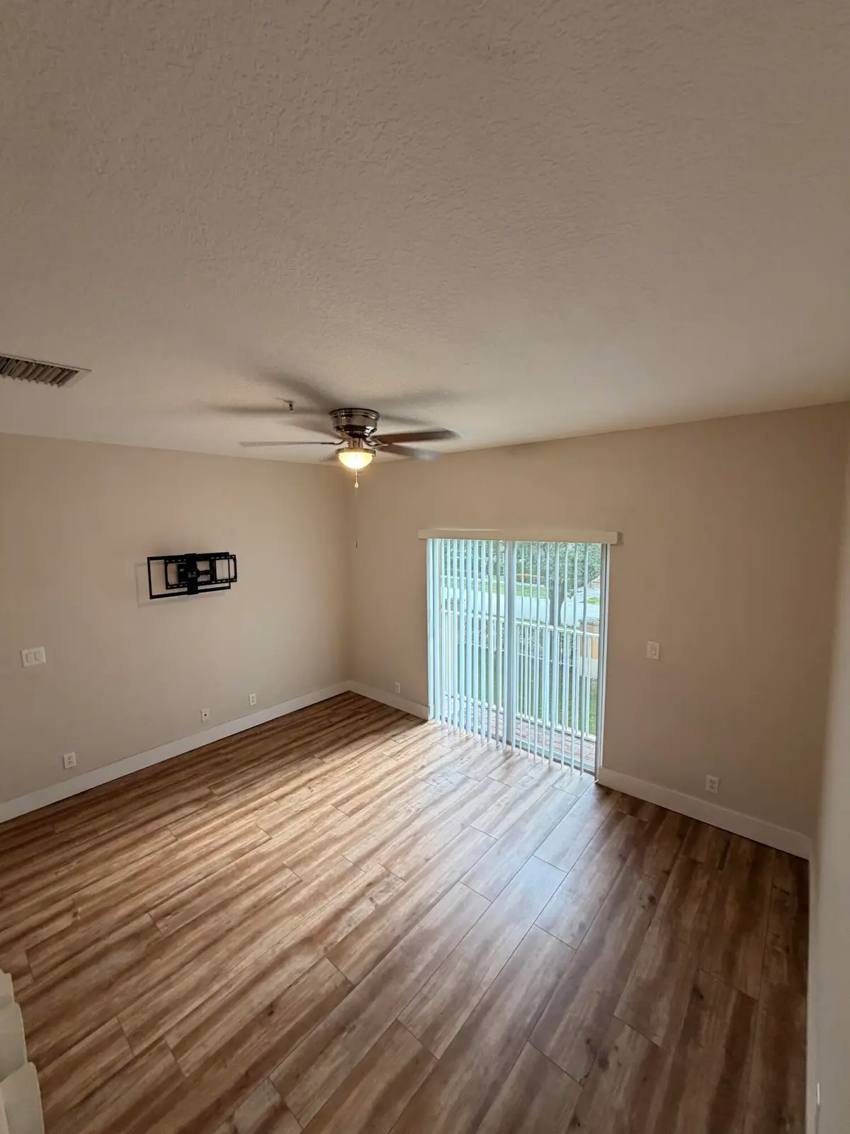 IMG_1854 at 1851 NE 5TH Street 1507, Boynton Beach